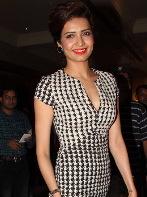 Karisma  Tanha Fotoğrafı