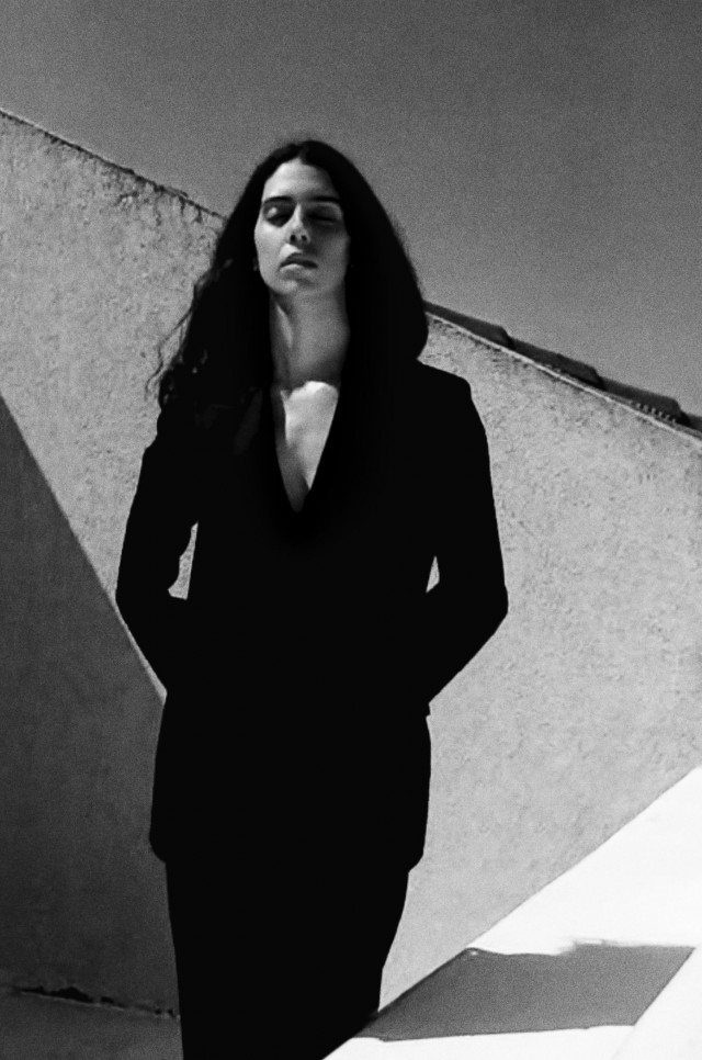 Cemre Ebuzziya fotoğrafı