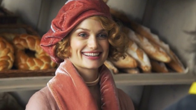 Alison Sudol Fotoğrafı