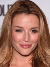 Sarah Dumont fotoğrafı