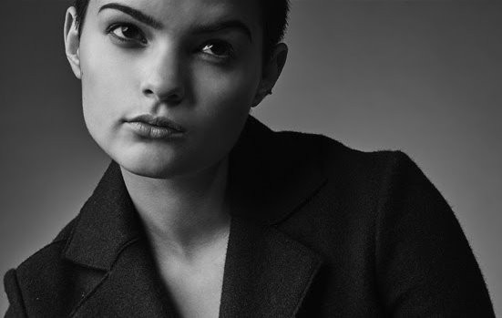 Brianna Hildebrand Fotoğrafı