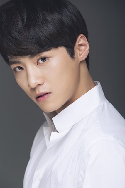 Yoon Jung-il fotoğrafı