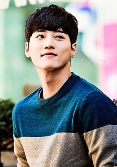 Yoon Jung-il fotoğrafı