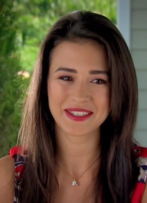 Ecem Özkaya Fotoğrafı