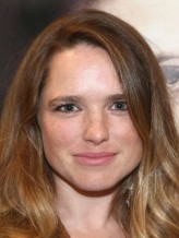 Jacqueline Byers fotoğrafı