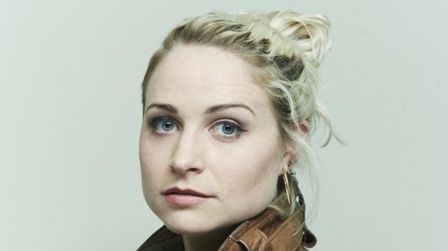 Niamh Algar Fotoğrafı