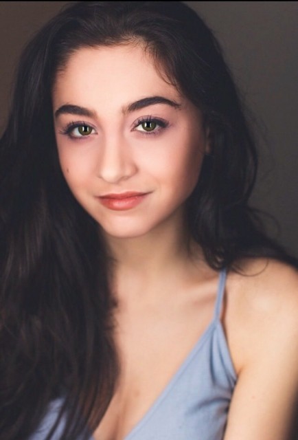 Emmy  Tanzy Fotoğrafı