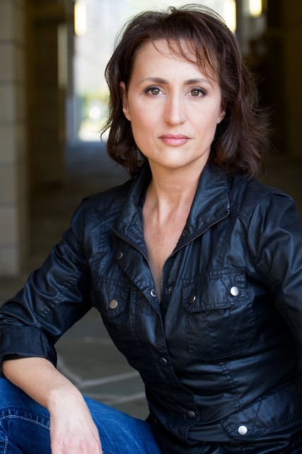 Beverley  Simmons Fotoğrafı