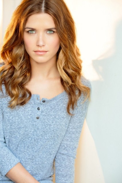 Anna Marie  Dobbins Fotoğrafı