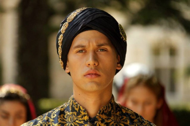 Serhan Onat Fotoğrafı