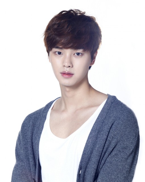 Song Kang Fotoğrafı