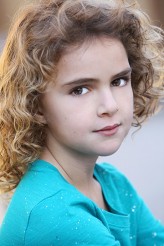 Lexy Kolker fotoğrafı