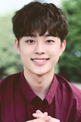 Yoo Seon-Ho fotoğrafı