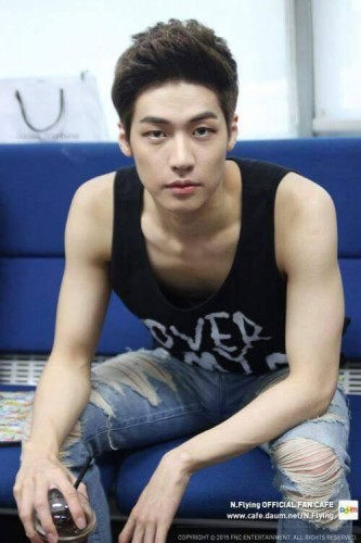 Lee Seung-hyub Fotoğrafı