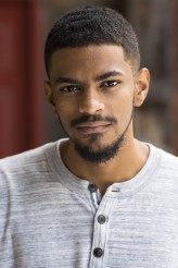 Cameron Chester fotoğrafı