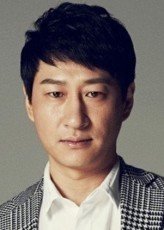 Jun Joo-Woo fotoğrafı