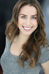 Abbey Dutton fotoğrafı