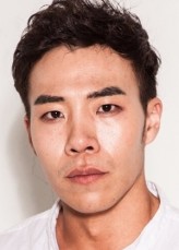 Tae Won-Suk fotoğrafı