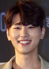 Kim Woo-Suk (i) fotoğrafı