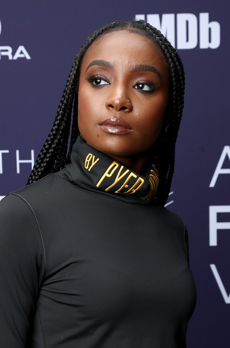 KiKi Layne Fotoğrafı
