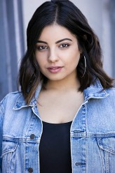 Simmie Sangian fotoğrafı