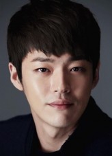 Choi Ji-Woong fotoğrafı