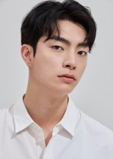 Lee Ho-Yeon fotoğrafı