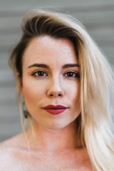 Megan Poole fotoğrafı