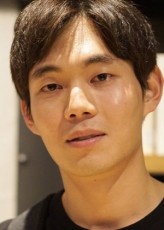 Ryoo Kyung-Soo fotoğrafı