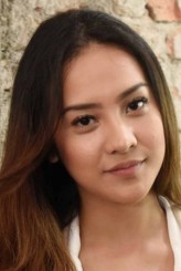 Anya Geraldine fotoğrafı