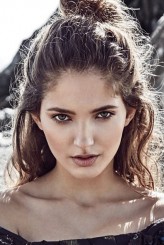 Sara Sandeva fotoğrafı