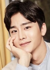 Choi Jung-Woo (i) fotoğrafı