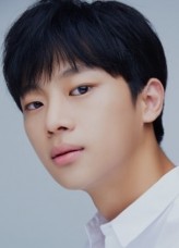 Lee Sin-Young fotoğrafı