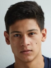 Emilio Sakraya fotoğrafı