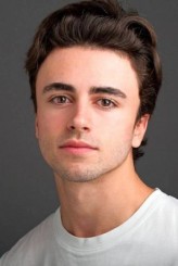 Itzan Escamilla fotoğrafı