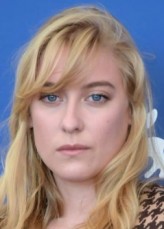 Louise Orry-Diquéro fotoğrafı