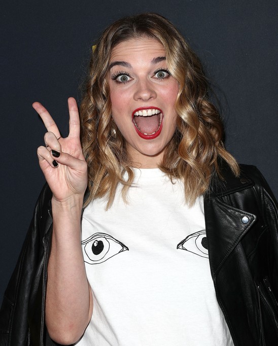 Annie Murphy Fotoğrafı