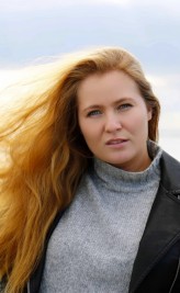 Line Falcon fotoğrafı