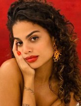 Clara Buarque fotoğrafı