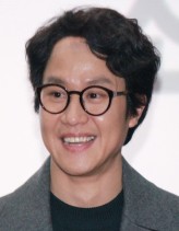 Woo Jung fotoğrafı