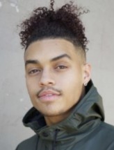 Devyck Bull fotoğrafı