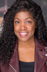 Ursula Renee fotoğrafı