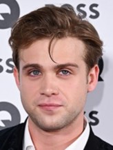 Leo Woodall fotoğrafı