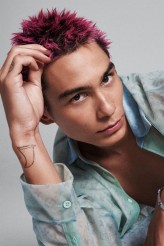 Evan Mock fotoğrafı