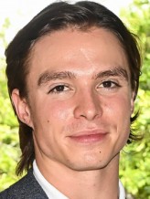 Nicholas Alexander Chavez fotoğrafı