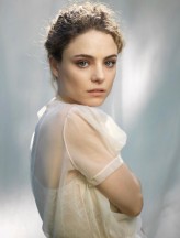 Mia Vallet fotoğrafı