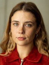 Mia Tomlinson fotoğrafı