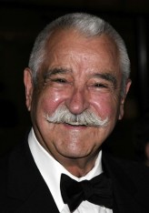 Bill Melendez fotoğrafı