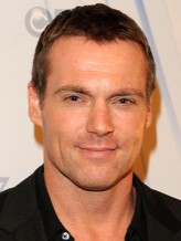 Michael Shanks fotoğrafı