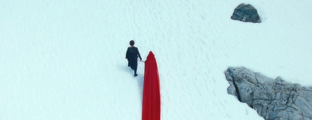 Kız ve Kurt Fotoğrafı